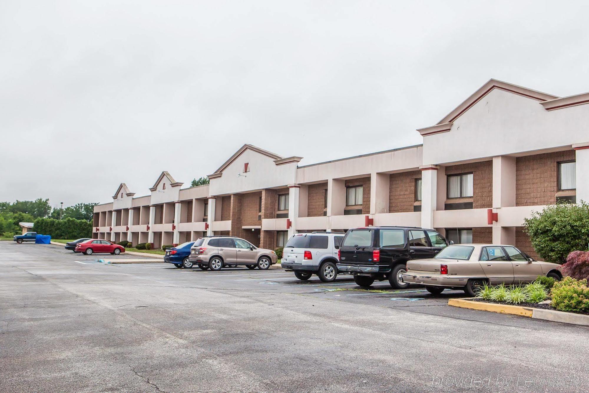 Red Roof Inn & Suites Mt Holly - Mcguire Afb Westampton Exterior foto